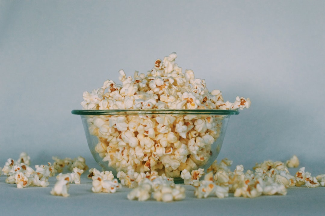 Popcorn: The Perfect Snack for Movie Night ????